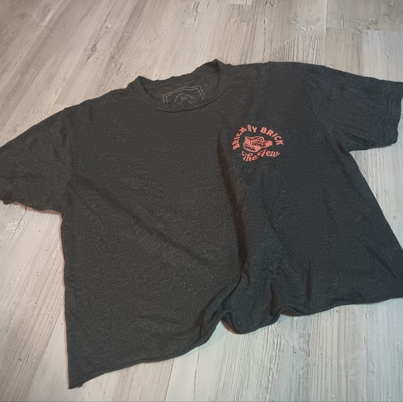 Crop Top - Picture 2 of 4